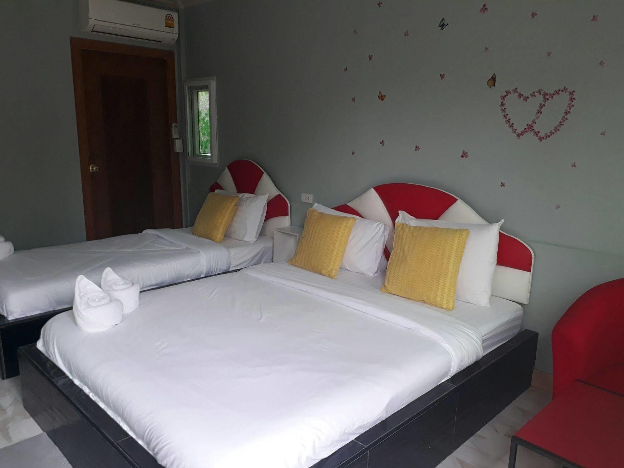 Goodview Resort & Camping Ban Kaeng Raboet Buitenkant foto